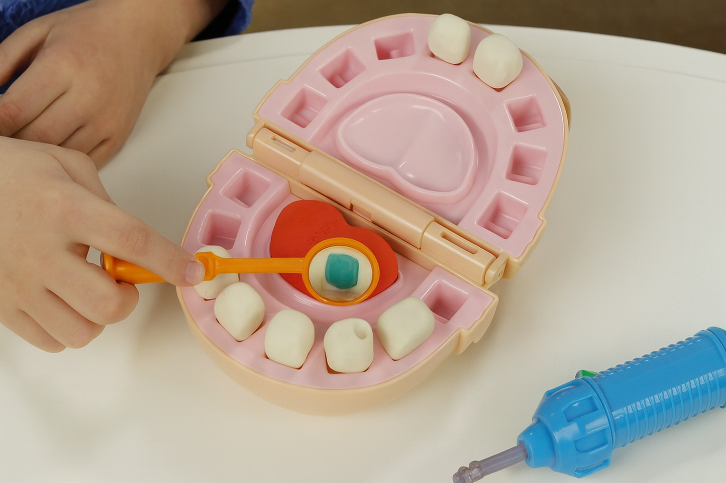 PLAY-DOH ZUBARSKI SET